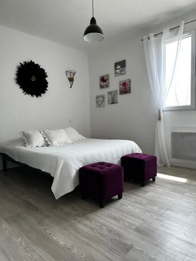 Maison De L'Aube Villes-sur-Auzon Holiday home